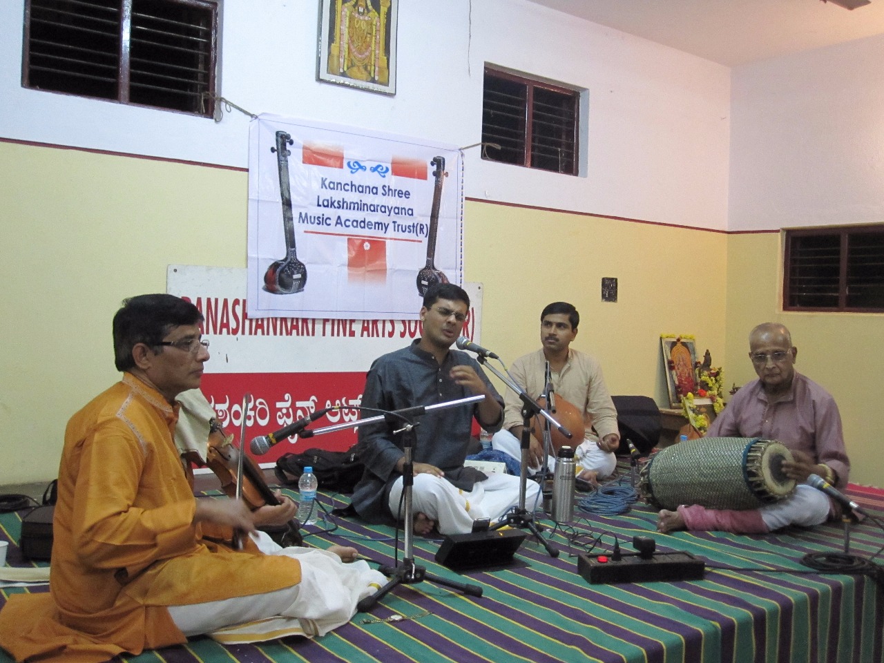 Kanchanothsava 2013 Ramakrishnan Murthy - vocal, B raghuram - violin ,A V ANAND - Mridanga, Omkar Rao-  Ghatam