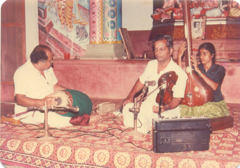 Violin-Kanchana V Subbarathnam, Mridangam-V Kamalakar Rao